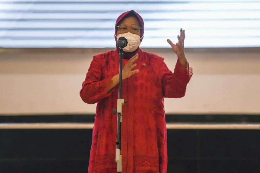 Kesamaan Risma dan Jokowi, Hari Pertama Kunjungi Ciliwung