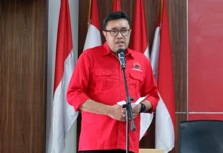 Survei IPO : Ketua PDIP Jawa Barat Ono Surono Memuncaki Elektabilitas Pilgub Jabar