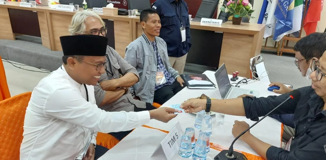 Mantan Anggota DPRD Banten Miptahudin Resmi Daftar Calon DPD RI