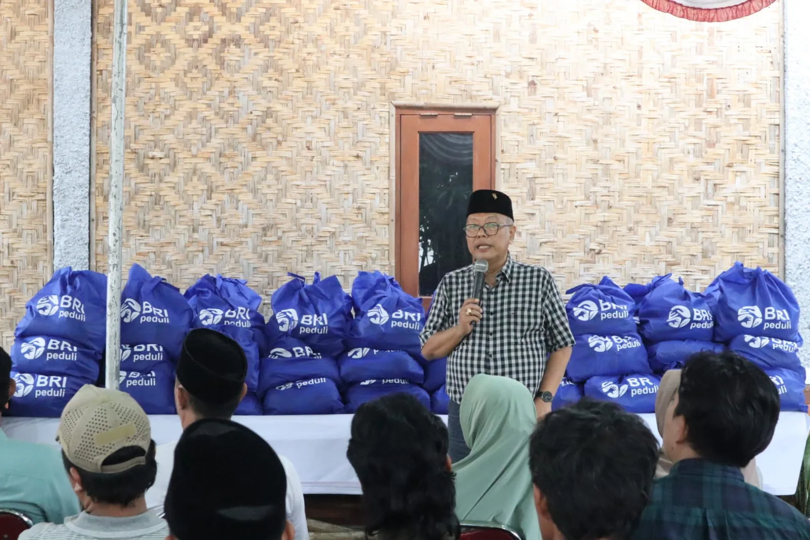 3 Ribu Paket Sembako Disalurkan BRI Peduli di Tangerang Raya