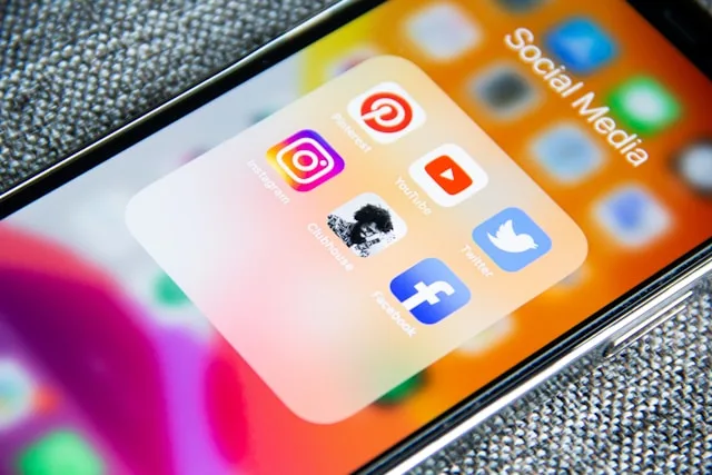 Kebebasan Digital: Menjaga Warisan Para Founding Father di Era Modern