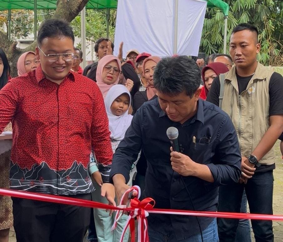 Program Sahabat Sehat Pintar, Abraham Luncurkan Mobil Perpustakaan Keliling